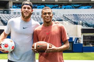 Mbappé: Pateó goles de campo junto a Cooper Kupp en el SoFi Stadium
