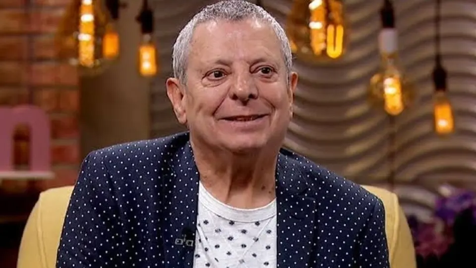 César Bono: Hospitalizado de emergencia en la Ciudad de México