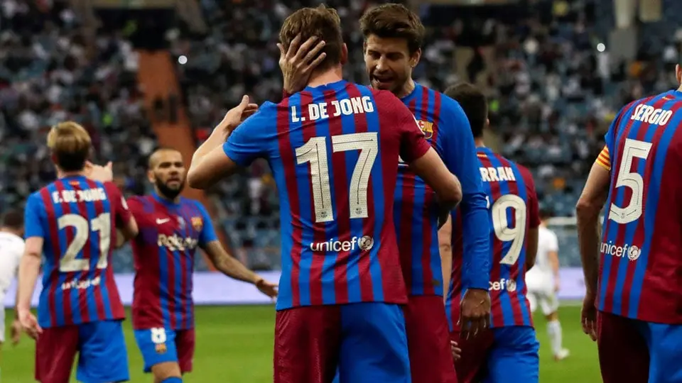 Piqué: "Perder contra el Real Madrid duele, pero estamos más cerca de ganar"