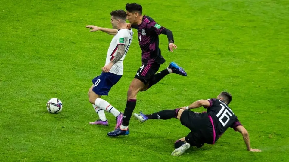 Edson Álvarez: "Los que saben de futbol, saben que hicimos buen partido"