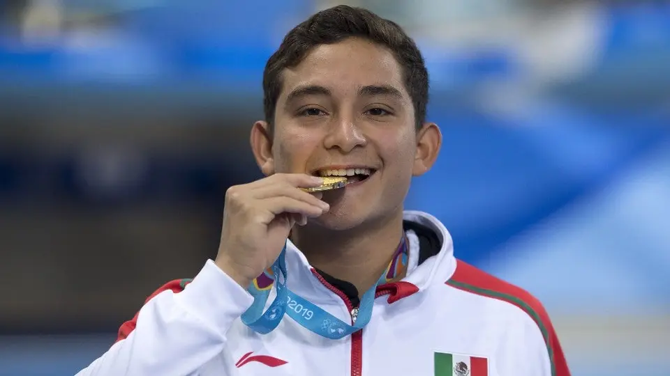 Kevin Berlín, listo para tomar la estafeta en la plataforma de 10 metros