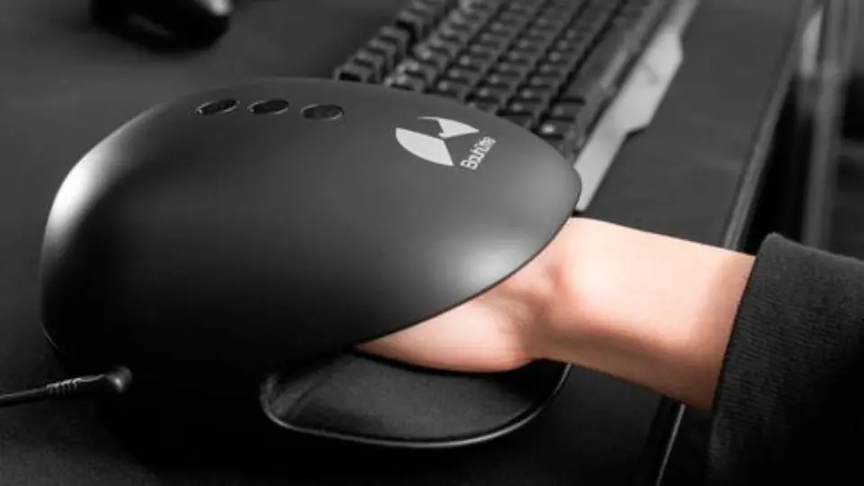 Colchón masajeador de manos para videojugadores es vendido en Japón