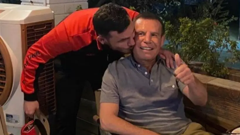 Julio César Chávez se reconcilió con su hijo Omar