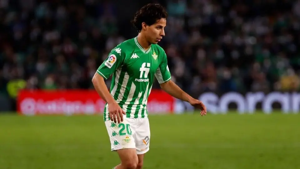 Pellegrini sobre Lainez: 'En cualquier momento tendrá la oportunidad de jugar'