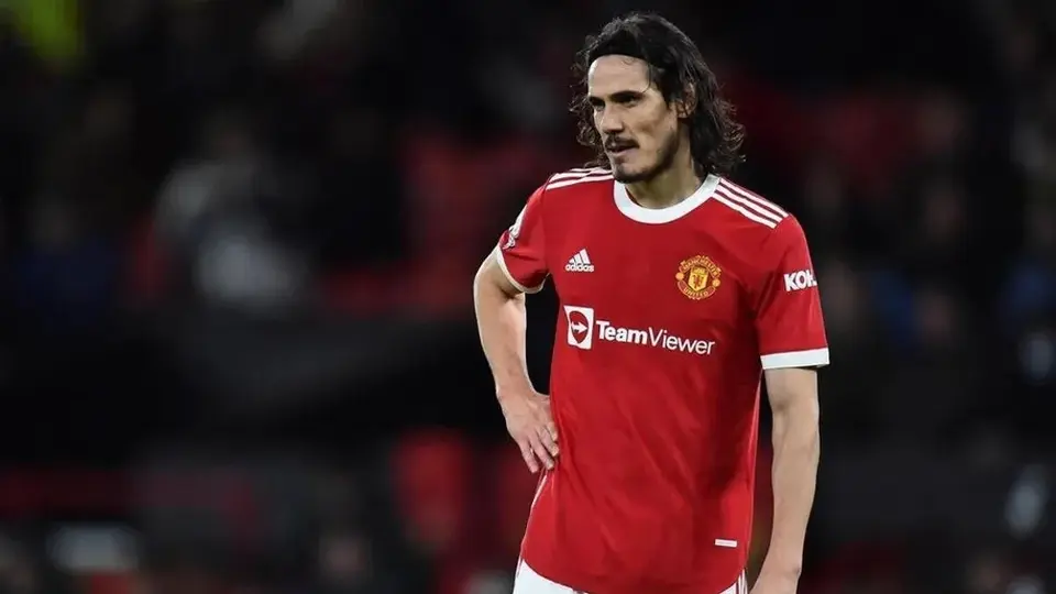Cavani sobre su salida del Manchester United: 'Me voy con un sabor amargo'
