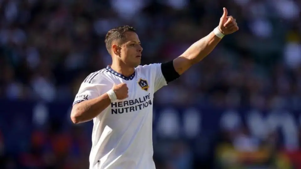 Chicharito vendió en casi 7 mdd su lujosa mansión en Los Ángeles
