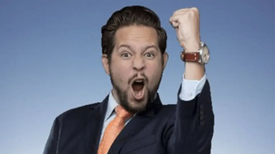 Pollo Ortiz a hater: 'Yo narro Champions League porque soy muy bueno'