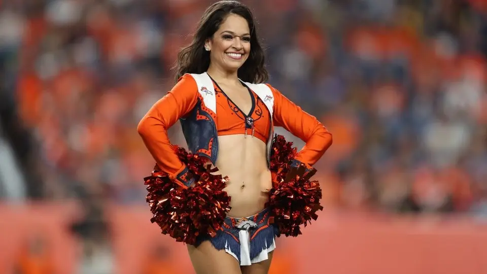 Daniela Zubia, la 'cheerleader' mexicana que aspira llegar al Super Bowl con los Broncos