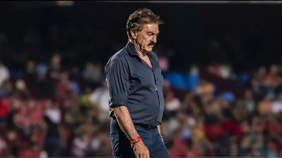 Adrián Chávez: ’La Volpe ha sido fracaso tras fracaso; si llega, dejaría de irle al América’