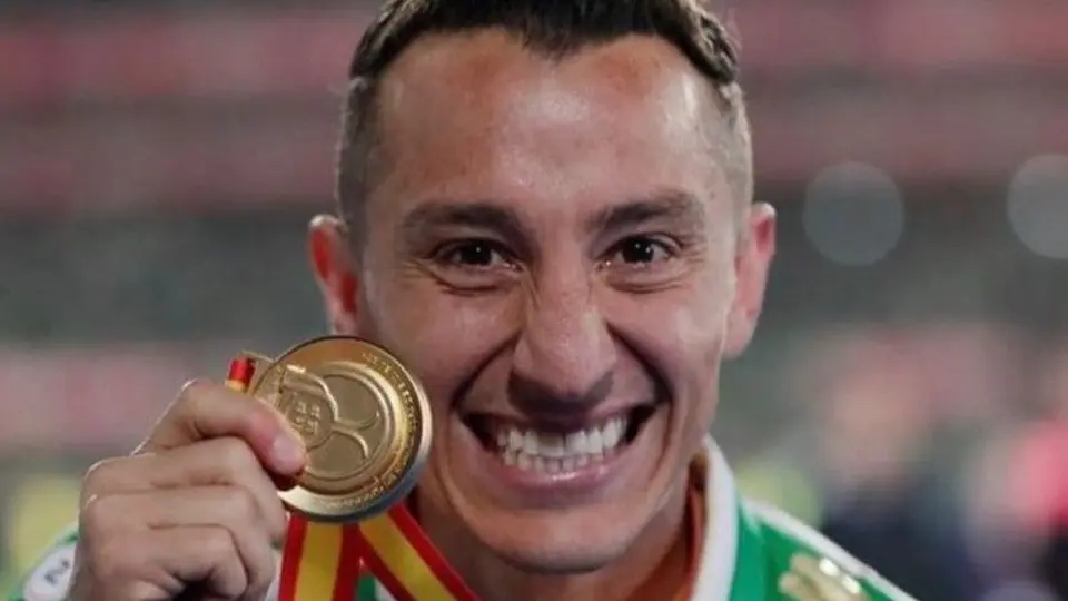 Andrés Guardado levantó junto al Real Betis la Copa del Rey: "¡Simplemente sin palabras!"