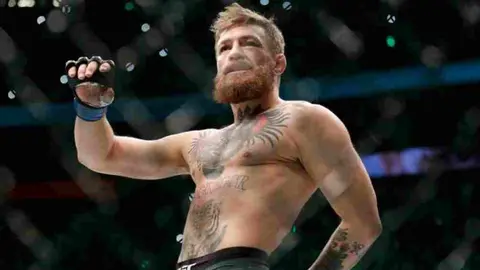 Conor McGregor: Policía investiga un ataque contra el pub del irlandés en Dublín