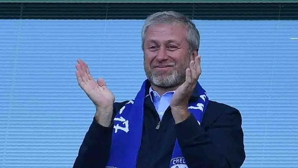 Chelsea: Gobierno británico autorizó a Abramovich inyectar 33 mde para evitar quiebra