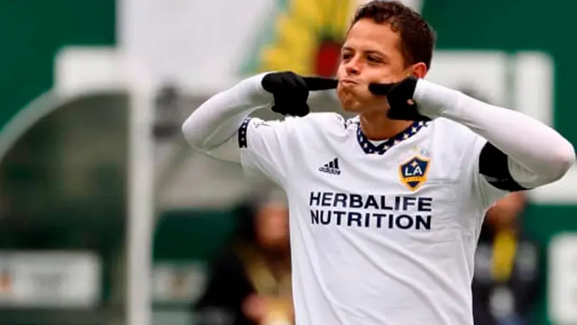 Chicharito Hernández: CH14 reveló la imagen de su rival más grande en la vida