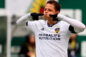 Chicharito Hernández: CH14 reveló la imagen de su rival más grande en la vida