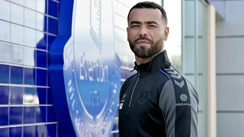 Ashley Cole: Sufrió robo 'violento y despiadado' en su casa de Fetcham