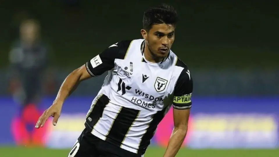Ulises Dávila: Galardonado como el Mejor Jugador de la Temporada por el Macarthur