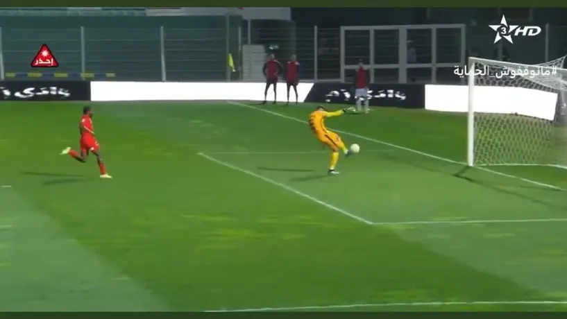 Video: Portero en Marruecos cometió polémico y 'ridículo' autogol