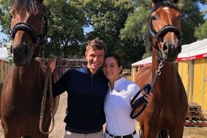 Thomas Müller y su esposa fueron acusados por PETA de maltrato animal