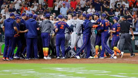 MLB: Jugadores de Astros y Marineros serán castigados por trifulca en Houston