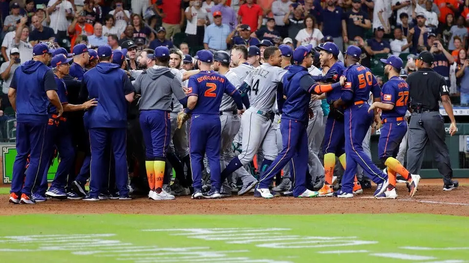 MLB: Jugadores de Astros y Marineros serán castigados por trifulca en Houston