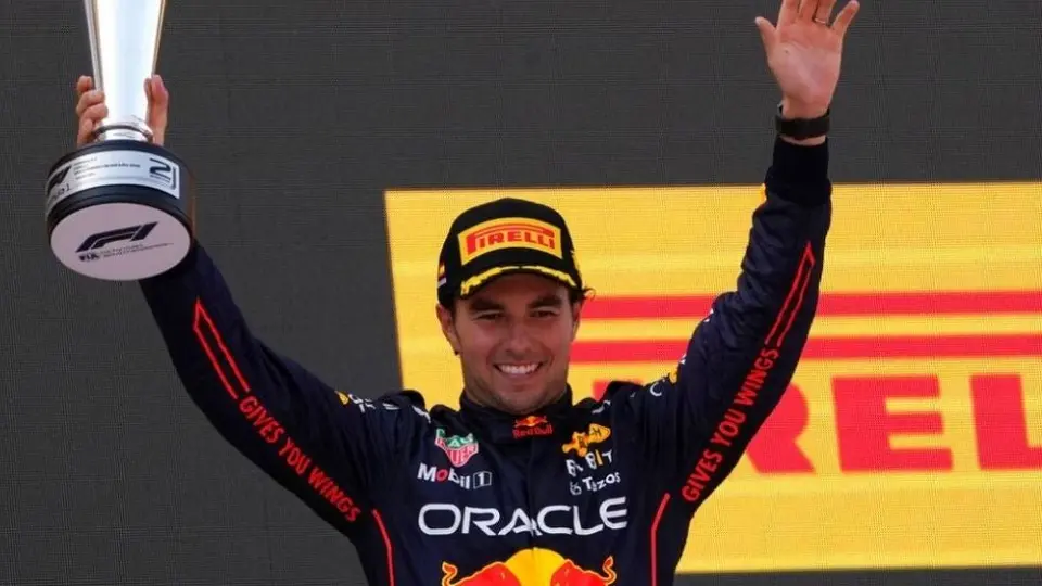 Checo Pérez: Elogiado por la prensa internacional tras el GP de España