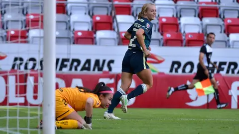 Liga MX Femenil: América goleó a Toluca con doblete de Sarah Luebbert