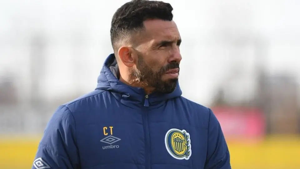 Carlos Tévez: Perdió en su debut como director técnico de Rosario Central