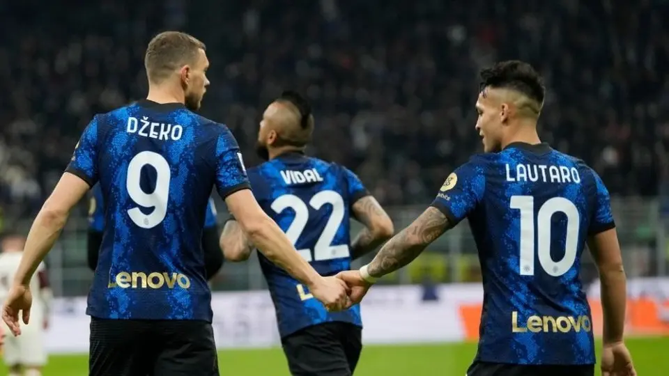 Inter de Milán aplastó al Salernitana y regresó al liderato de la Serie A