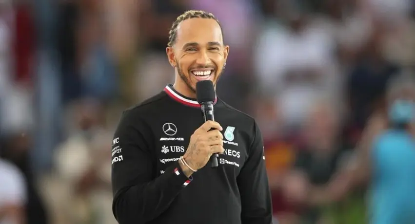 Lewis Hamilton: 'Red Bull es más rápido, pero Mercedes es mejor equipo'