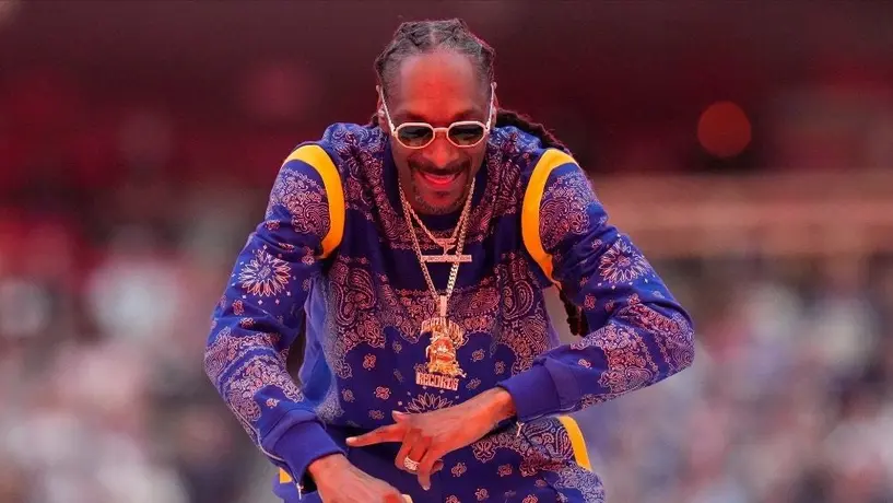 Super Bowl: Snoop Dogg fue captado fumando marihuana antes del show intermedio
