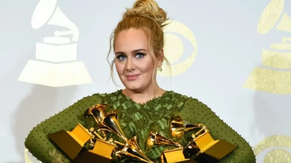 Adele: Entre lágrimas, anunció cancelación de gira en Las Vegas por contagios de Covid