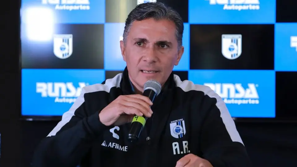 Querétaro: Adolfo Ríos se disculpó con aficionados del Atlas por la violencia en la Corregidora