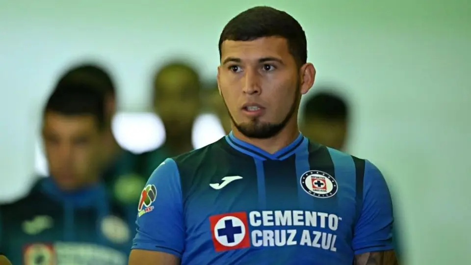 Cruz Azul: Anunció la renovación de Juan Escobar hasta 2025