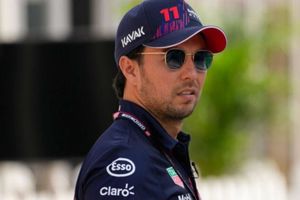 Checo Pérez: Fuera del Top 10 del Piloto del Año elegido por sus compañeros
