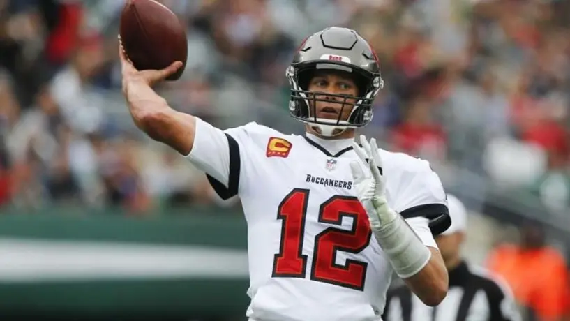 'Si Tom Brady no es MVP, sería un fraude': Bruce Arians