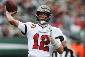 'Si Tom Brady no es MVP, sería un fraude': Bruce Arians