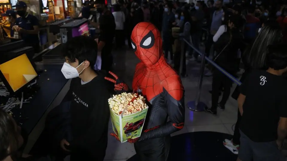 Spider-Man: No Way Home: Roban boletos de cine a joven tras presumir código QR en redes