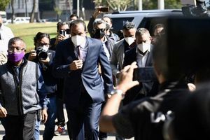 Cuauhtémoc Blanco responde a Graco y Capella: 'Acá está papá, no les tengo miedo'