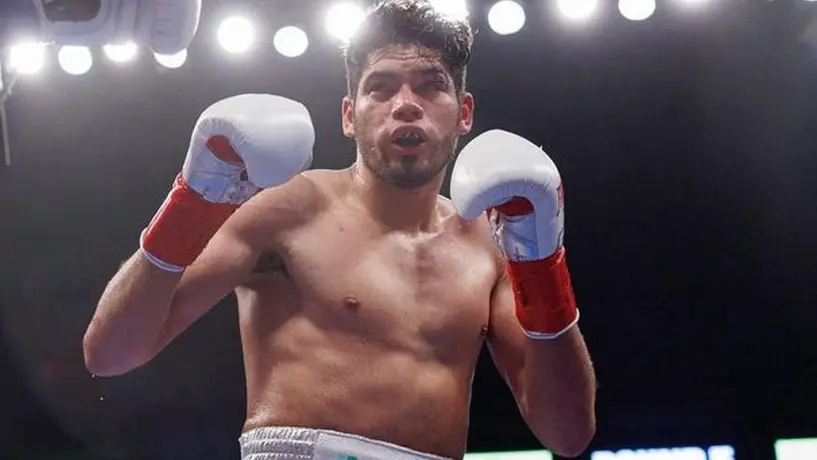 Gilberto Ramírez criticó al Canelo: 'Ahora resulta que tenemos que esperarlo'