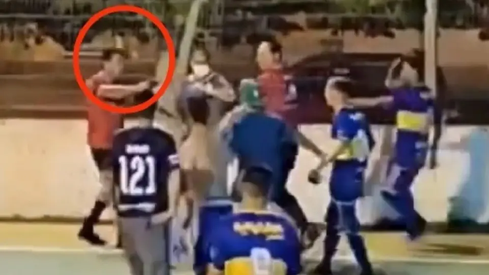 Brasil: Árbitro encañonó y agredió con una pistola a jugadores; dos resultaron heridos