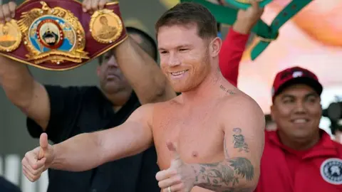Canelo Álvarez: ¿Cuánto ganará el mexicano por pelear vs Bivol?