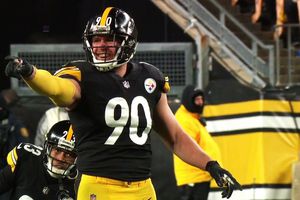 T.J. Watt llegó a 21.5 sacks ante Cleveland y quedó a uno del récord de la NFL por campaña