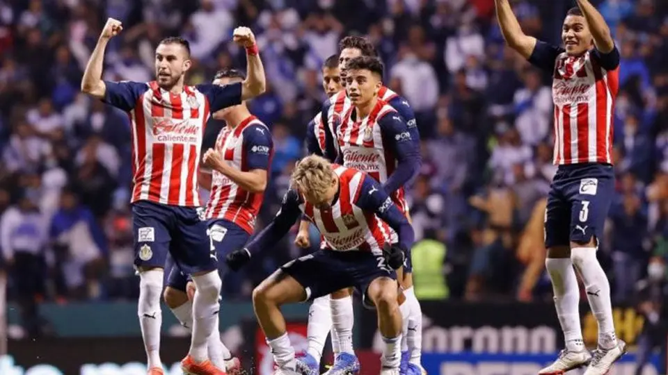 Chivas: Guadalajara presentó tercera indumentaria para el Clausura 2022