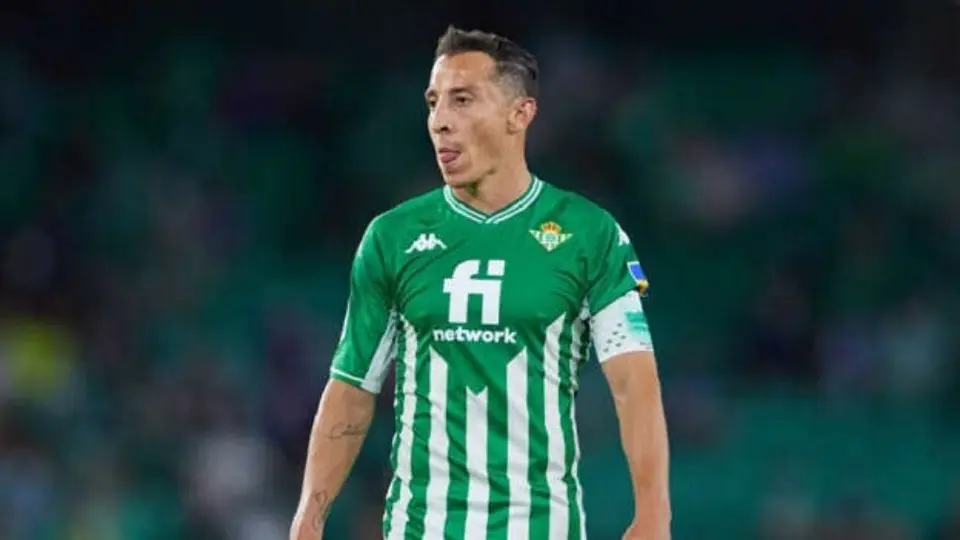 Andrés Guardado: Betis renovaría al mexicano por un año más