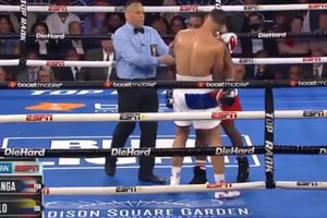 Berlanga tras intentar morder la oreja de Angulo durante pelea: 'Traté de hacerme pasar por Tyson'