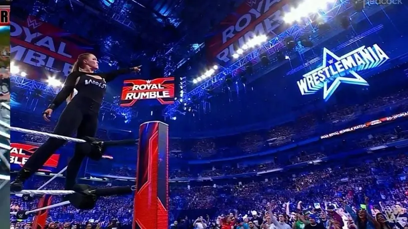Ronda Rousey tuvo triunfal regreso a WWE y ganó el Royal Rumble Femenil