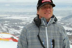 Peter Foley, entrenador olímpico, fue acusado de acoso sexual