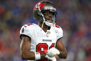 Antonio Brown quedó como agente libre; puede llegar a cualquier equipo de la NFL