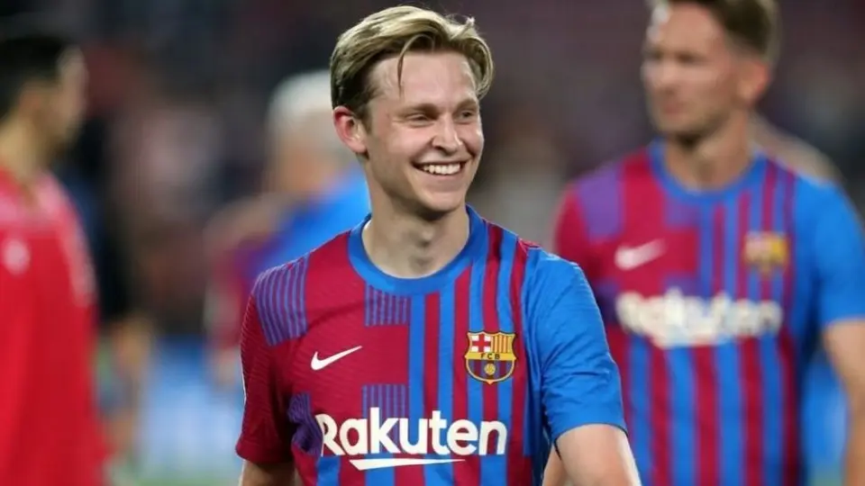 Frenkie de Jong, en la órbita del PSG para la próxima temporada; según prensa europea