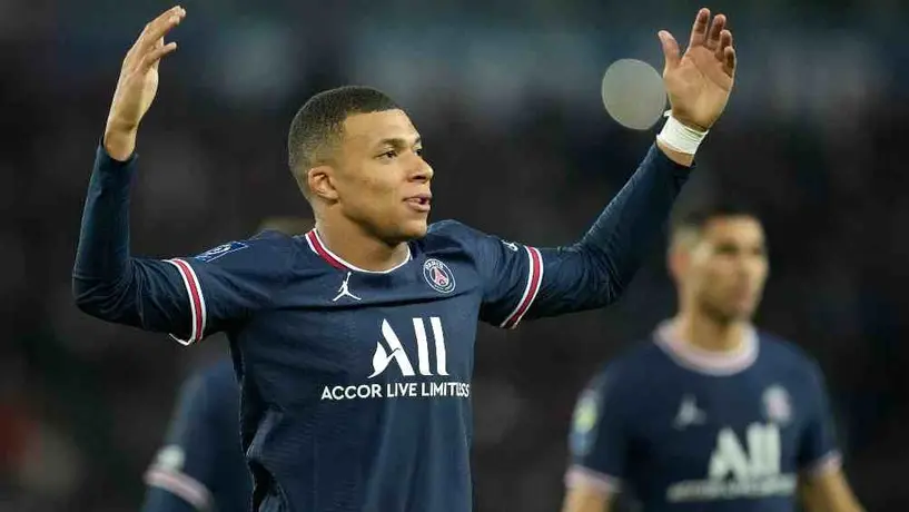 Kylian Mbappé, felicitado por el gremio del futbol tras su cumpleaños